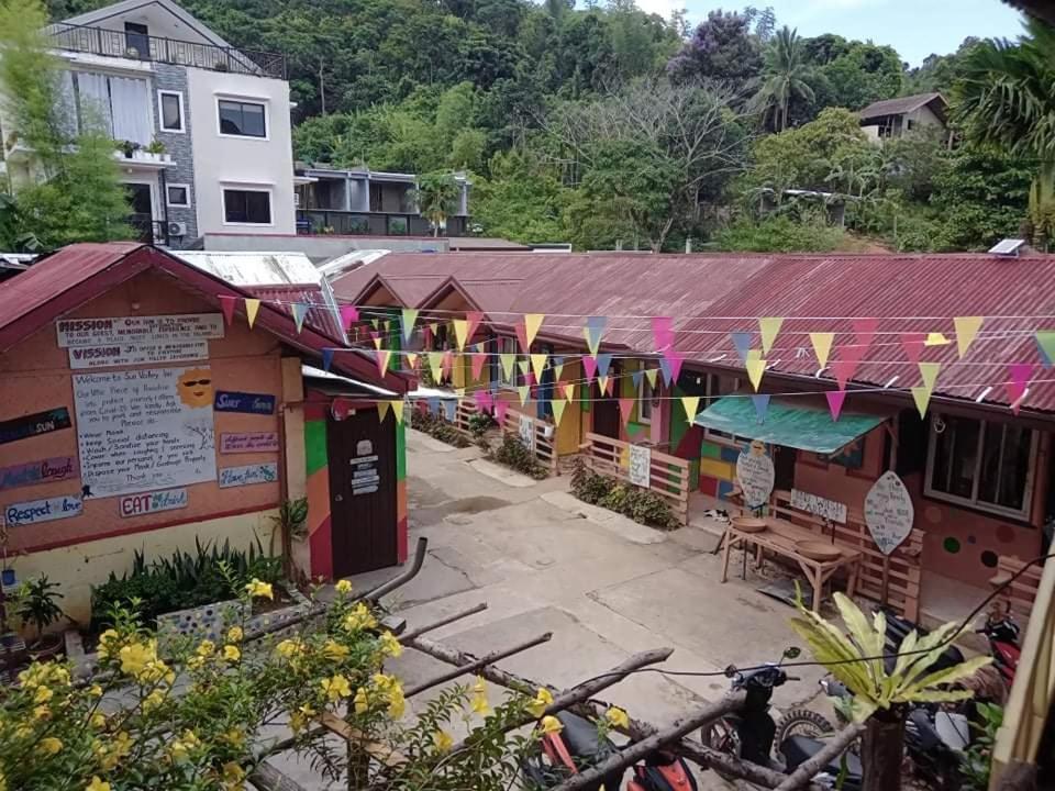 Sun Valley Hostel El Nido Zewnętrze zdjęcie